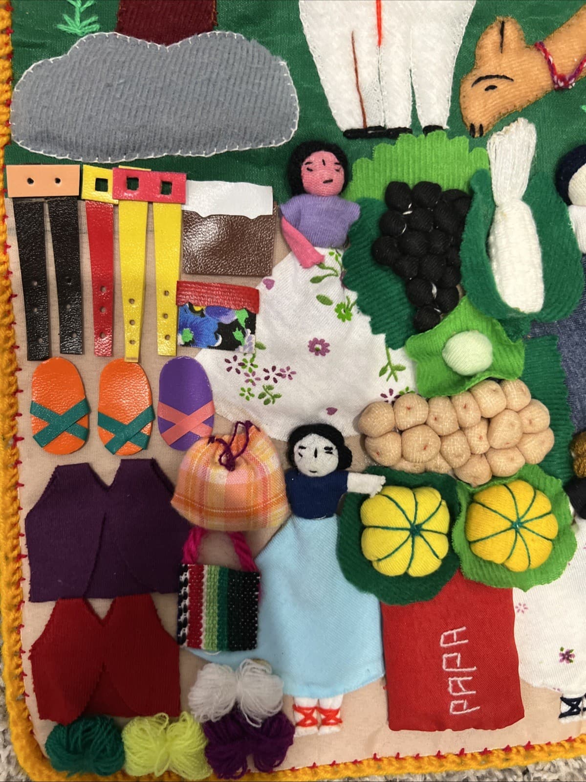 Handmade Peruvian Arpillera Folk Art 3D Applique Tapestry Wall Hanging 18x11 2