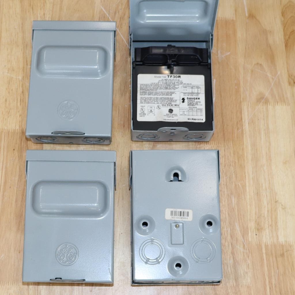 Lot of 4 GE TF30R New 2 Pole 30 Amp FUSED Weatherproof A/C Switch Disconnect