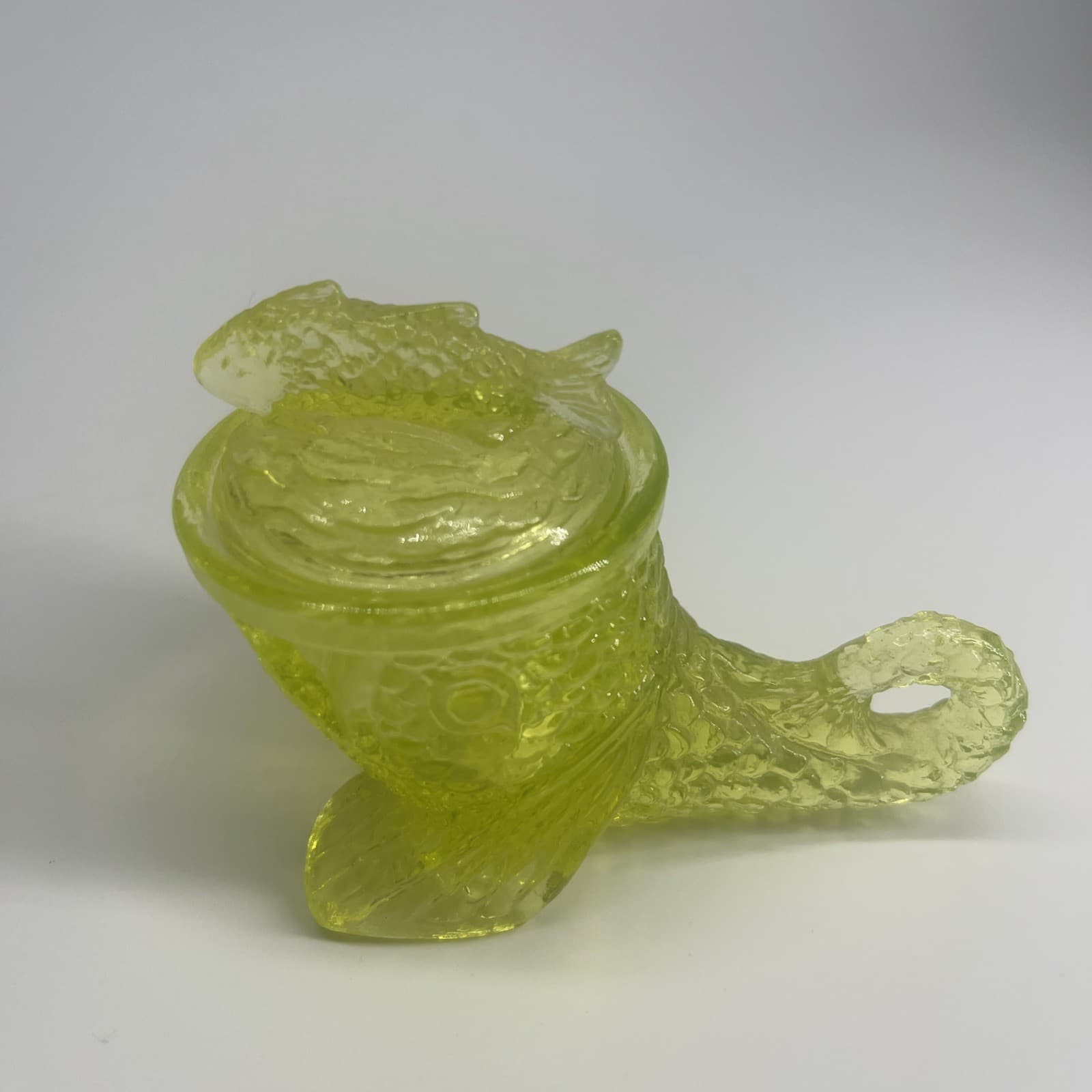 Summit Glass Pisello Dolphin Fish Whale Salt Cellar w/ Lid 3.5in Yellow Vaseline 5