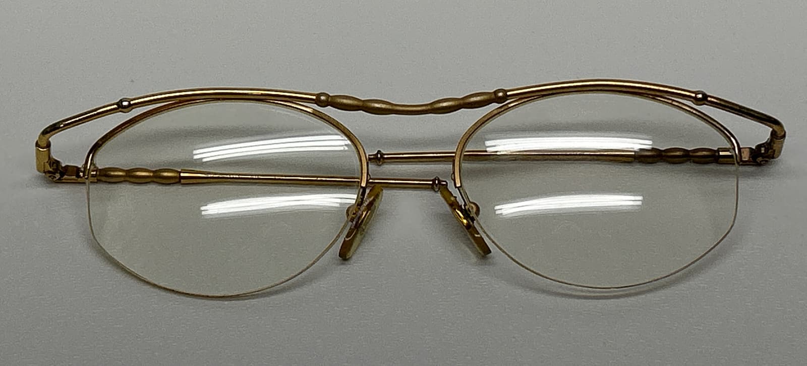 Vintage Eyeglasses, Essence 850, 53-17, Gold Tone