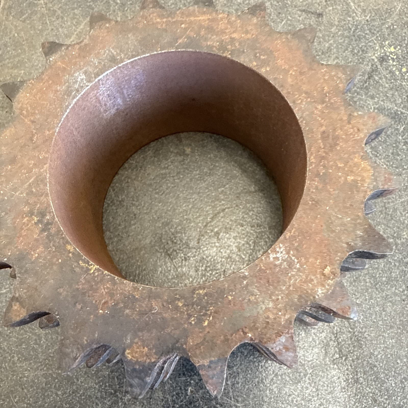 Unbranded Triple Socket. 20 Teeth. 2”.        B573 2