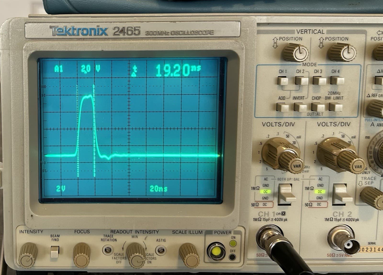 Tektronix 2465 Four Channel 300 MHz Analog CRT Oscilloscope 5