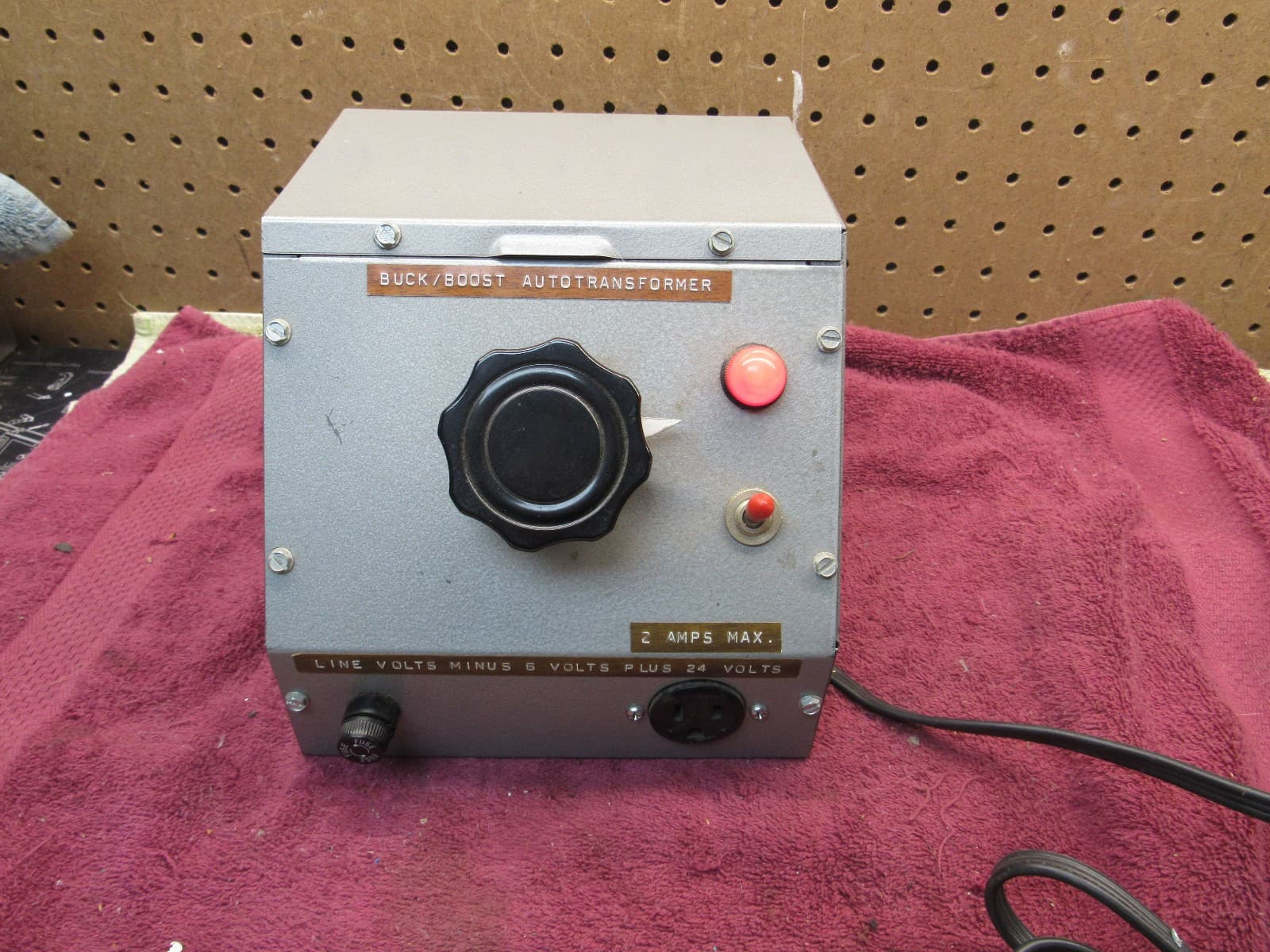 Vintgae Home Brew Variable Transformer Ohmite VT-3N Variac