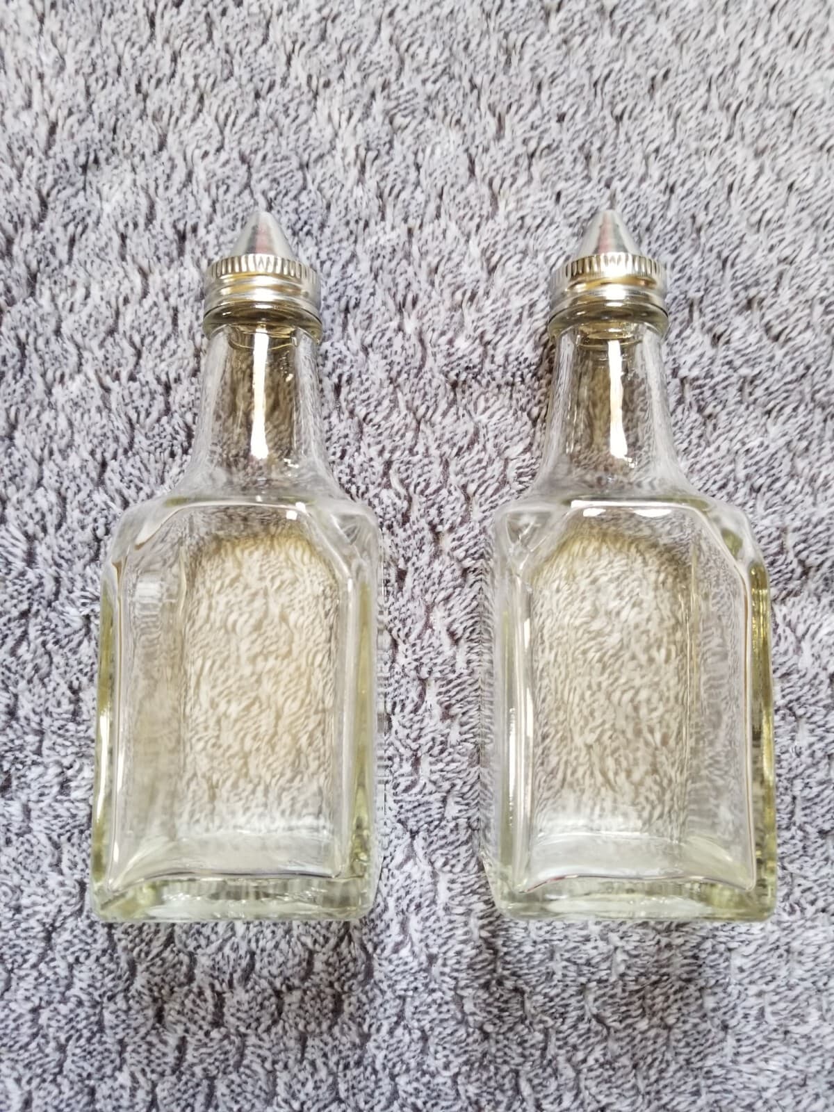 Tablecraft Oil and Vinegar Cruet Rack Set  5