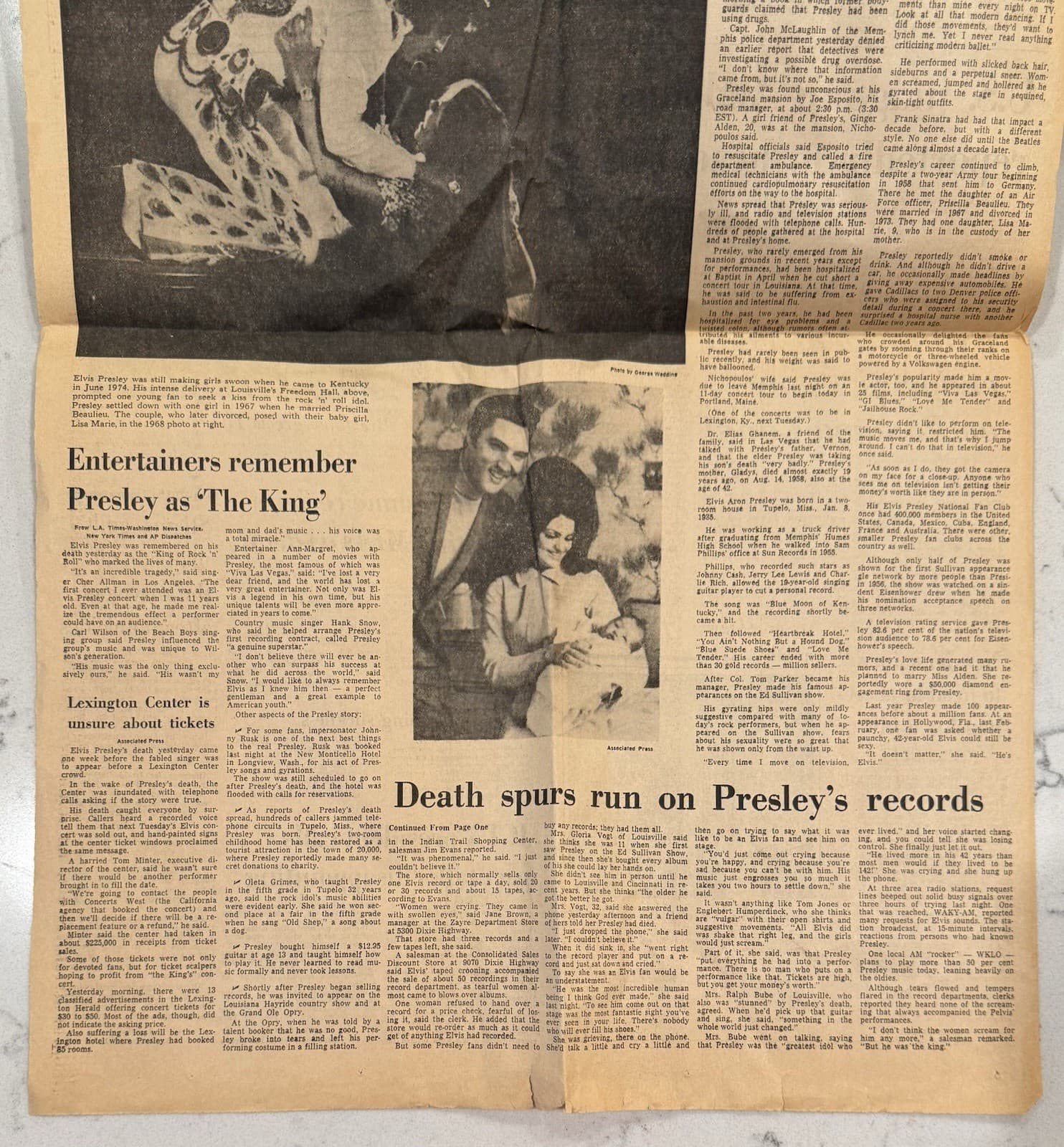 Elvis Death Headline Newspaper Louisville KY 8/17/1977 3