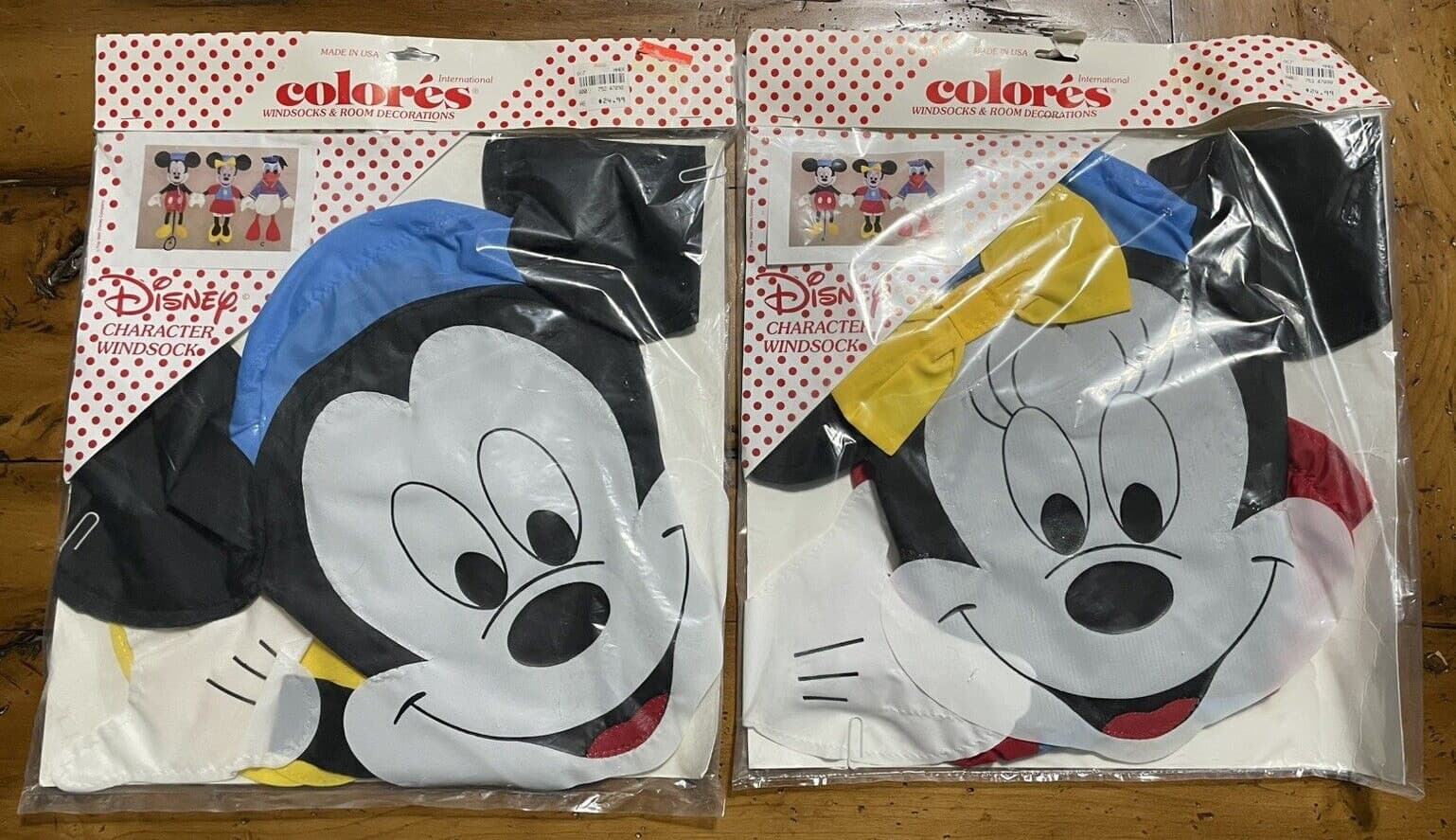 Disney Mickey & Minnie Characters Windsock Colores 100% Nylon Made in the USA