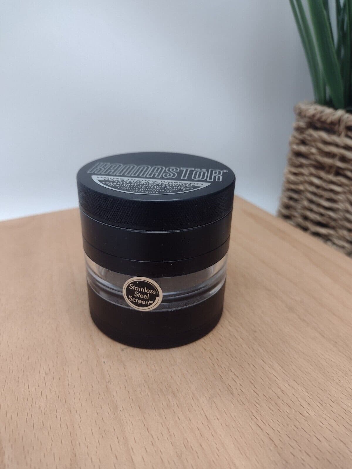 Kannastor - HERB Grinder Stainless Steel EZ Screen | 4pc | 2.5" | Black (GR555) 2