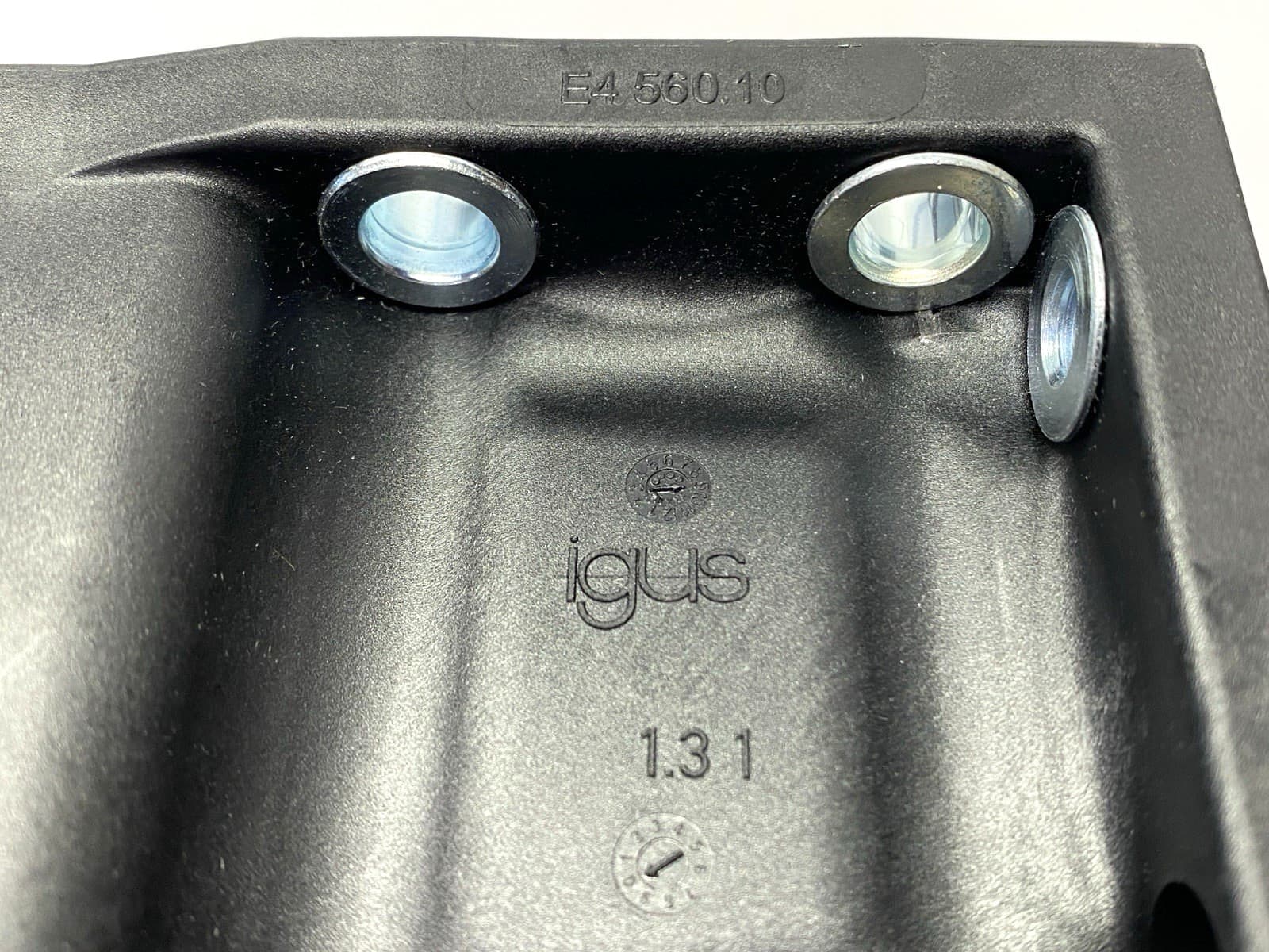 Igus E4-560-10 E-Chain Mounting Bracket 4