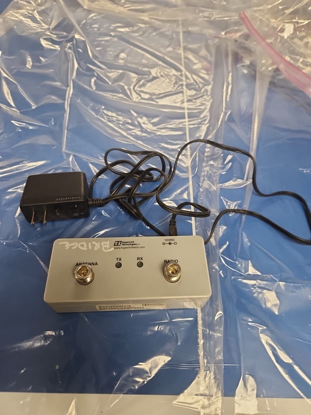 HyperLink HA2401DX-XL1000 1 Watt 802.11b Indoor WiFi Amplifier