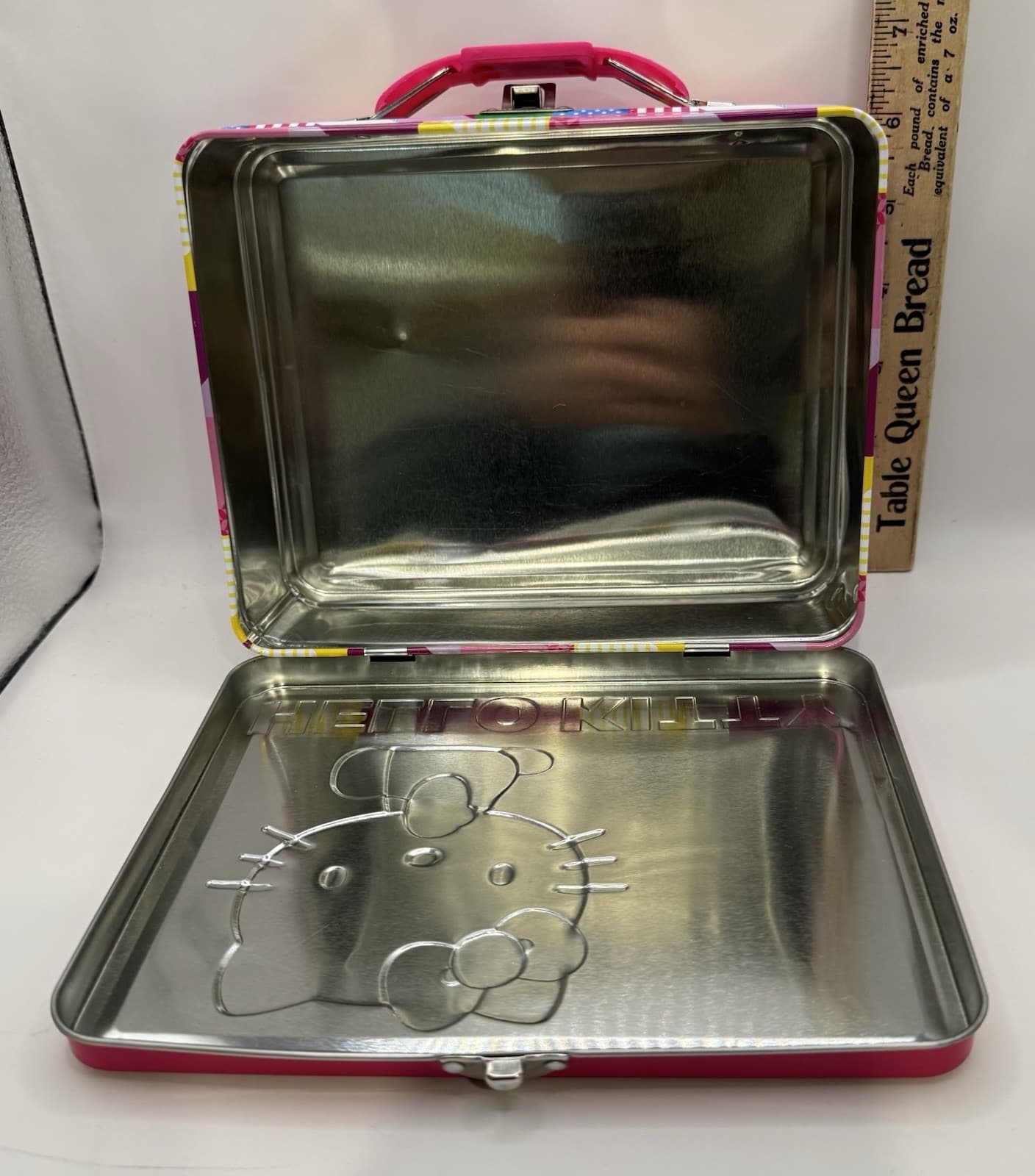 Sanrio Hello Kitty Tin Collectible Lunch Box/Purse 2014 6