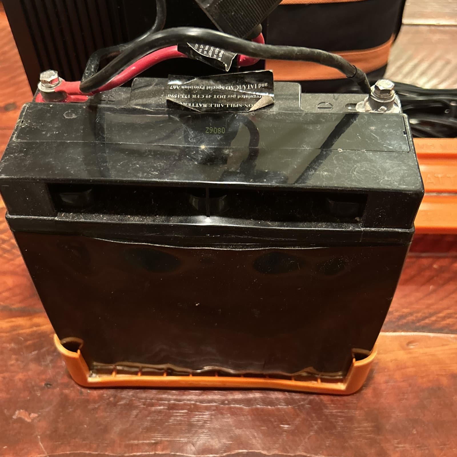 Paul C Buff Vagabond II Pure Sine Wave Power Inverter w/ battery Tested Working 3