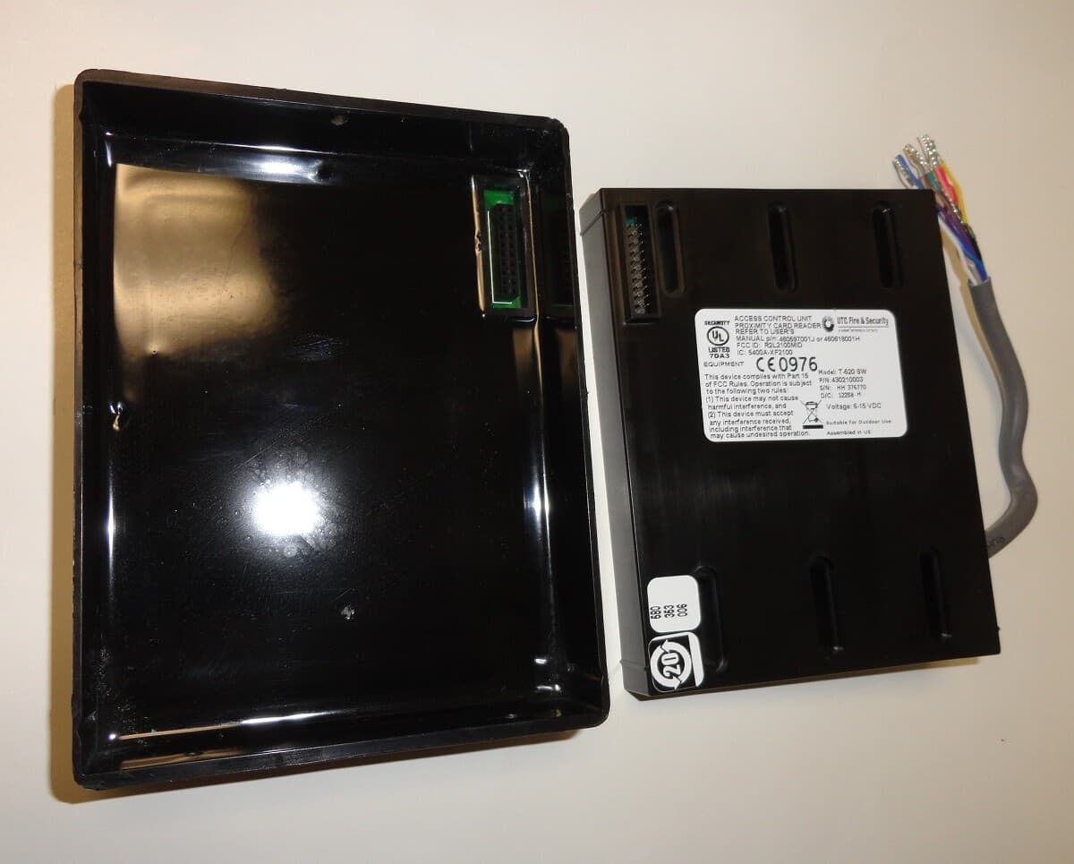 UTC GE Interlogix T-520SW Prox Card Reader, Black. Used. Wiegand Output.   3