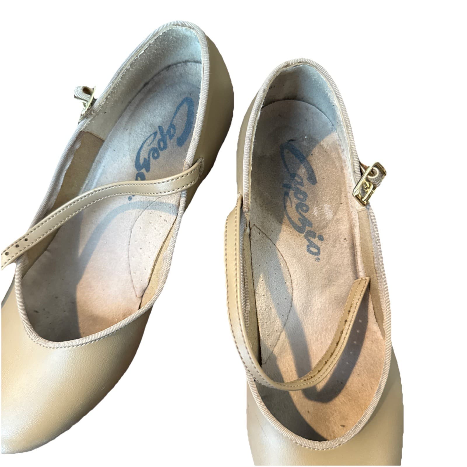 Capezio Character Shoes 1 1/2 Inch Heel Tan, Size 7 1/2m for Dance 3