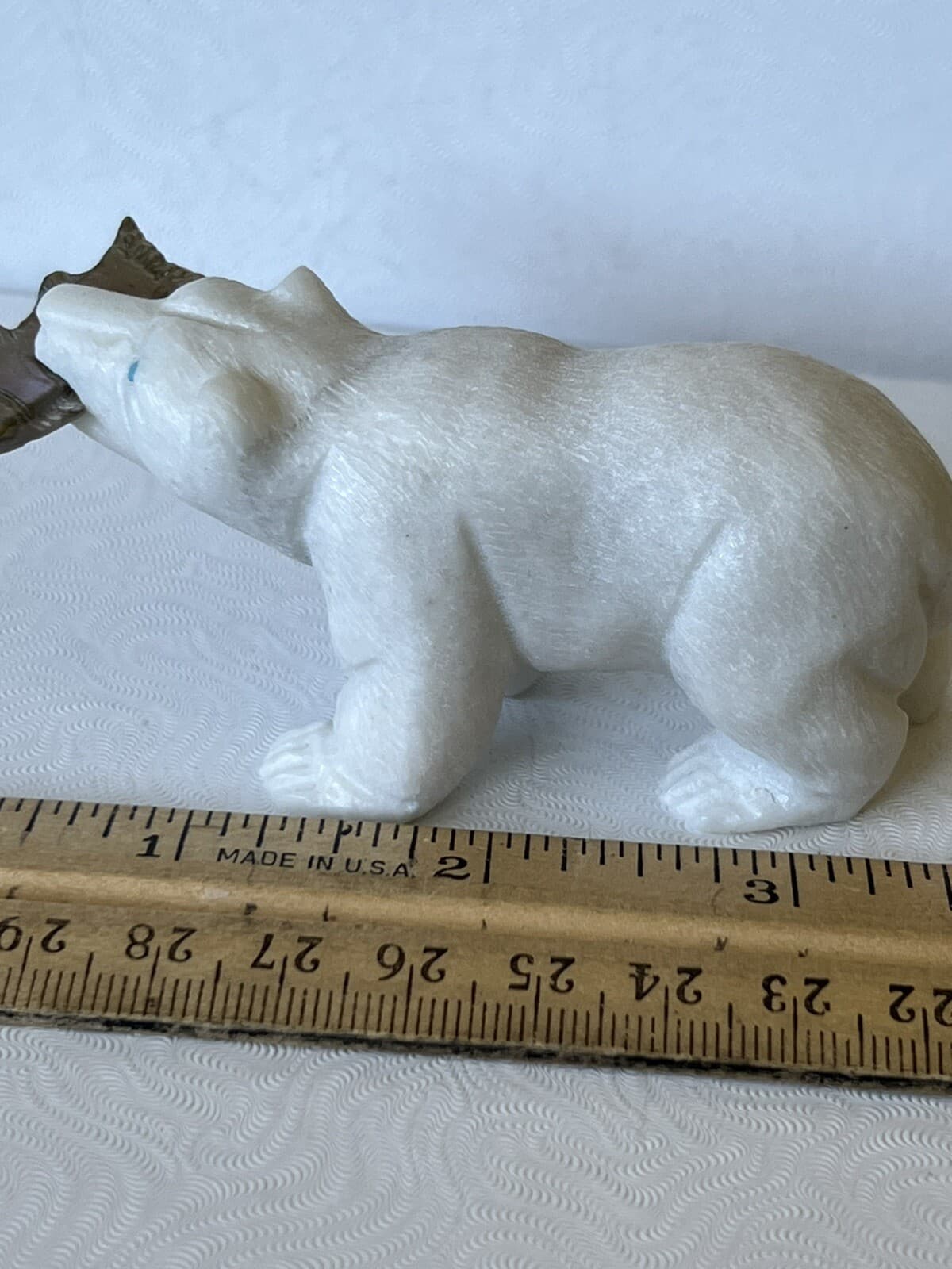 Zuni White bear fetish​ Fish Gift by master carver HERBERT HIM, Sr. 8995 5