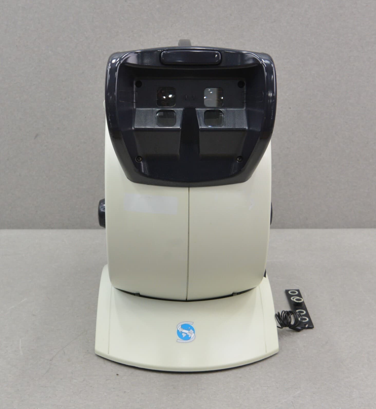 Stereo Optical Optec 2300 Vision Test Screener 2