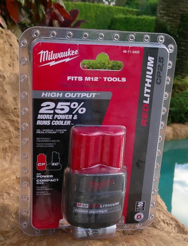 Milwaukee 48-11-2425 M12 2.5 Ah Battery Pack REDLITHIUM 12 Volt 2025 3