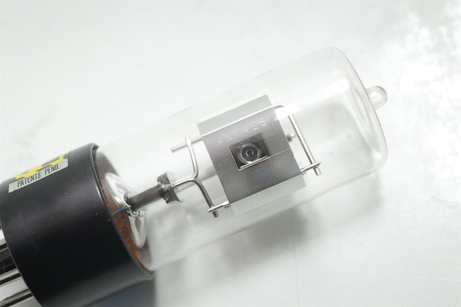 Hamamatsu L2D2 Deuterium Lamp L6302-40 Calibration Lamp 5