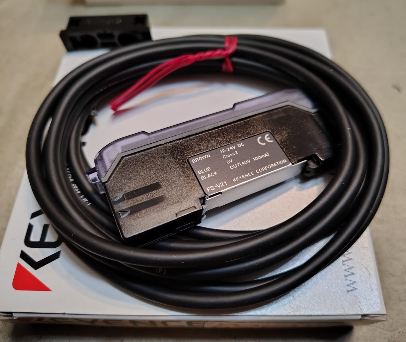 FS-V21 Fiber Amplifier Sensor FSV21 NIB 2