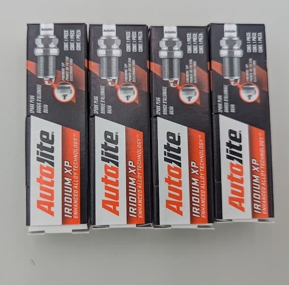 Autolite Iridium XP Automotive Replacement Spark Plugs, XP5682 (4 Pack) 4