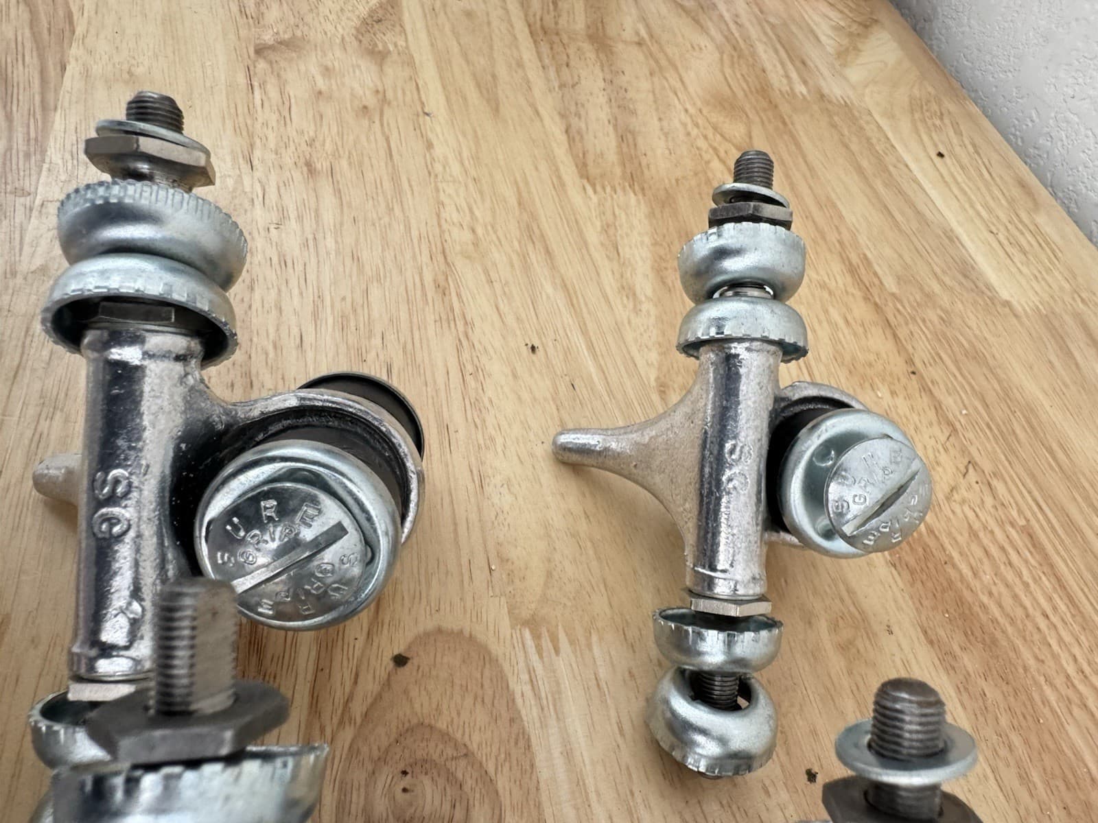 Sure-Grip Vintage Style Trucks Set of 4 5