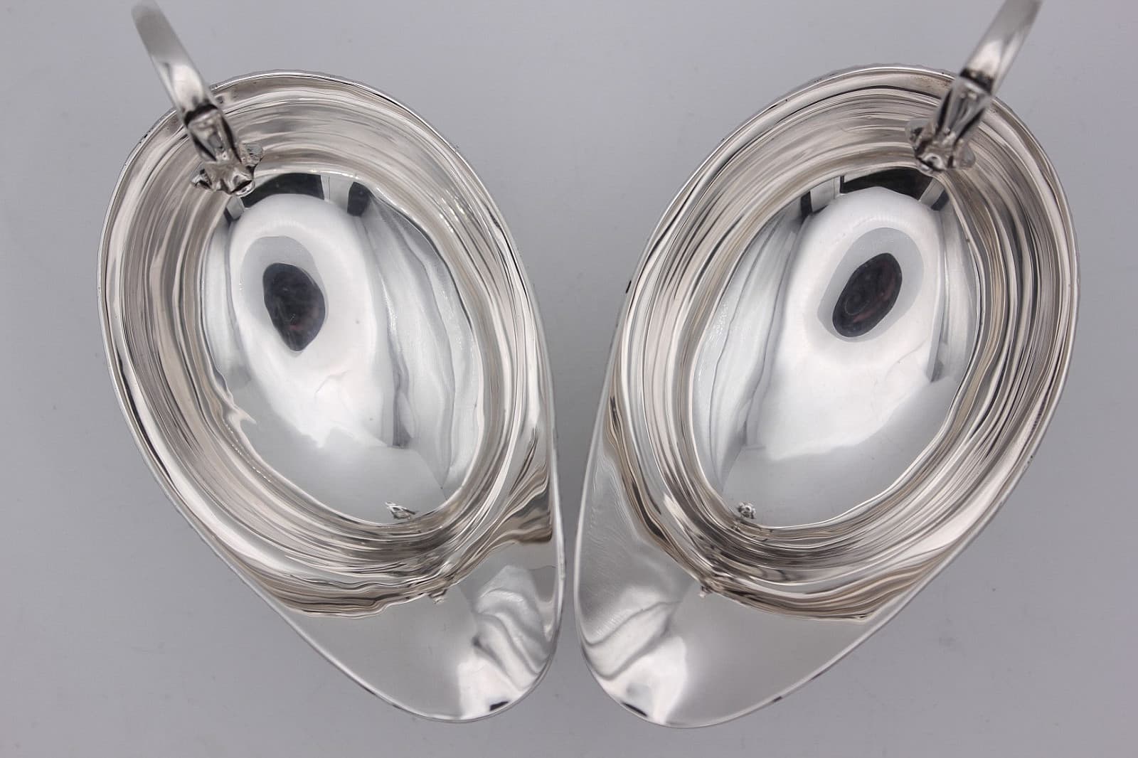 Sterling Silver pair of Sauce Boats Gadroon Edge London 1938/9 by Edward Barnard 6