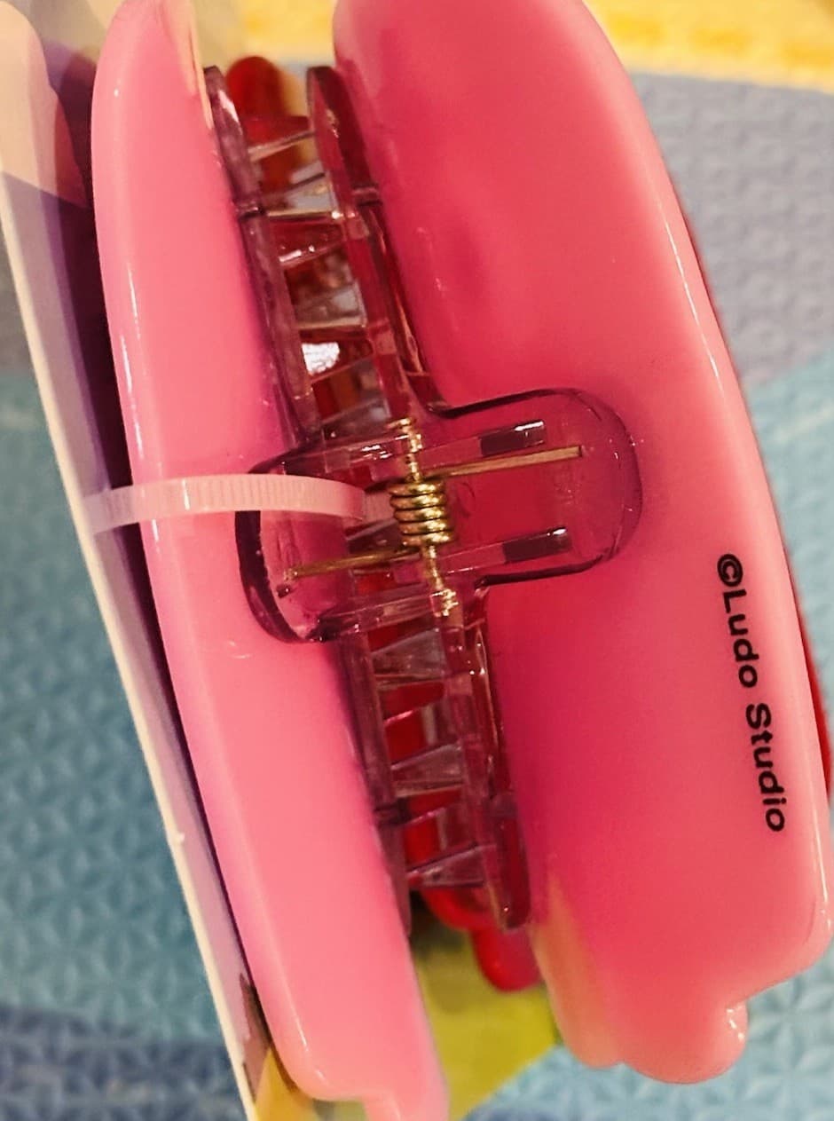 Bluey Grannies Claw Hair clip set New 2