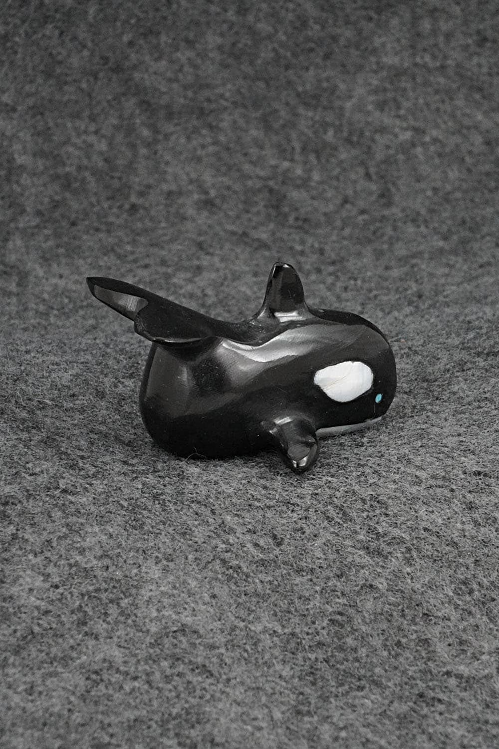 Whale Zuni Fetish Carving - Calvert Bowanie 4