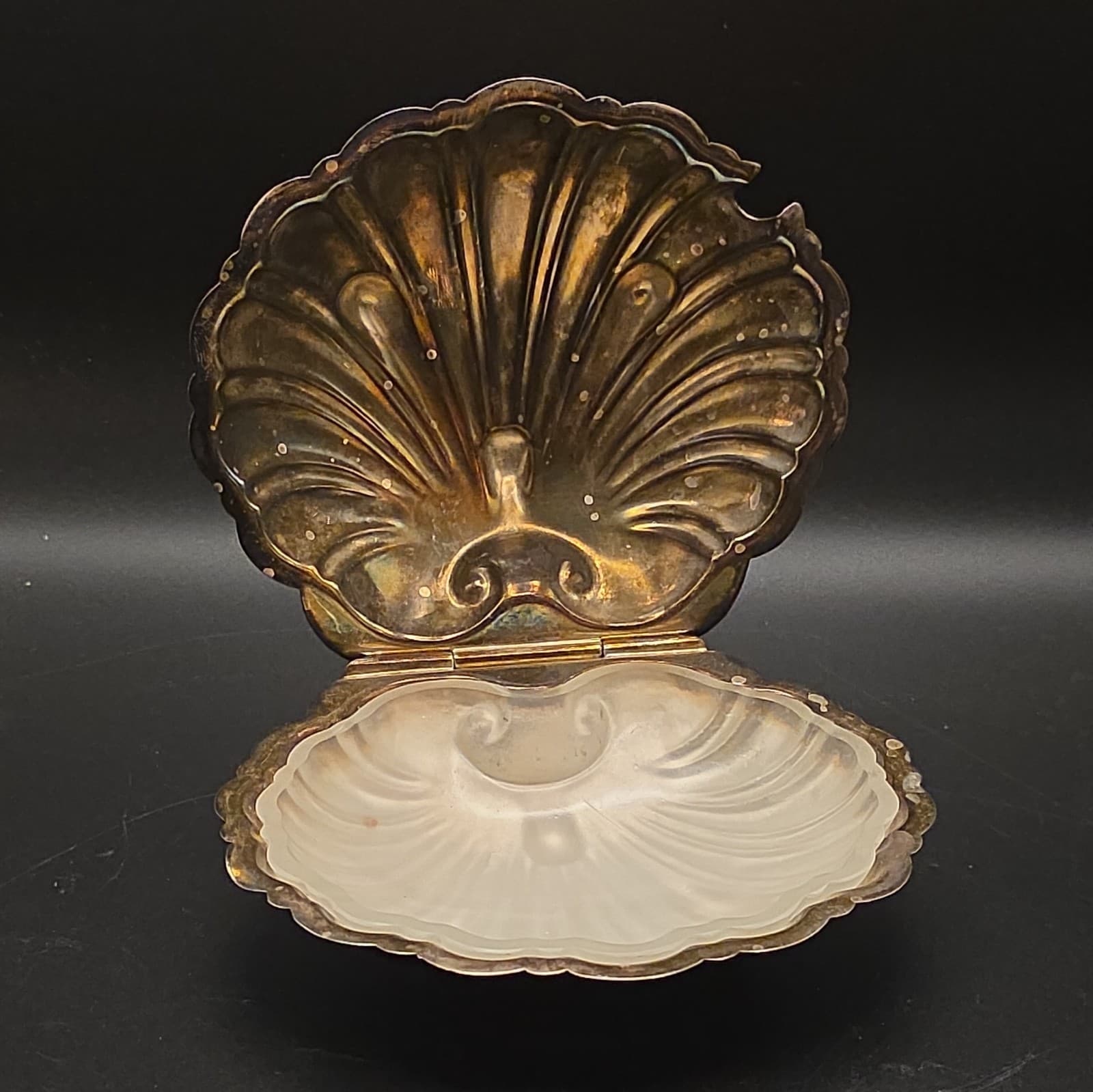  2ps Antique Barker Bros LTD England Silverplate  Clam Shell Butter Dish