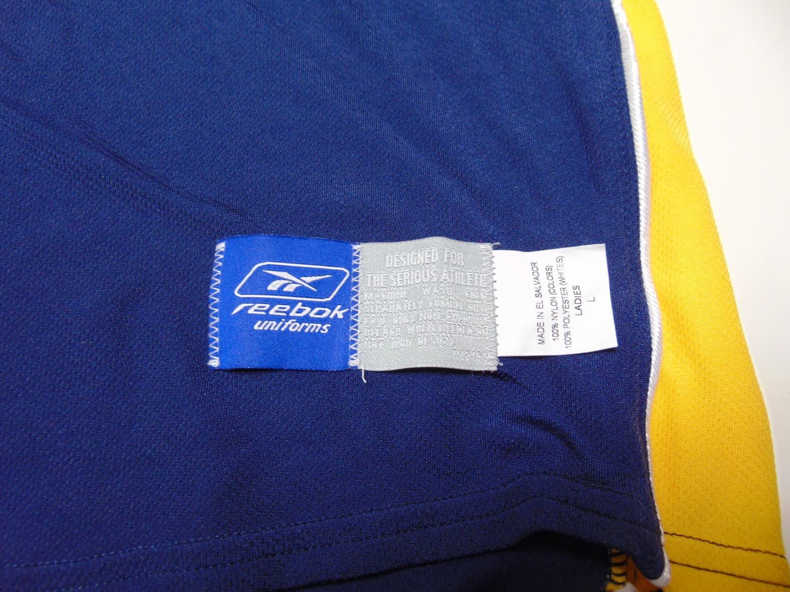 KENT STATE University Golden Flashes Women's Basketball Jersey size Ladies Large 5