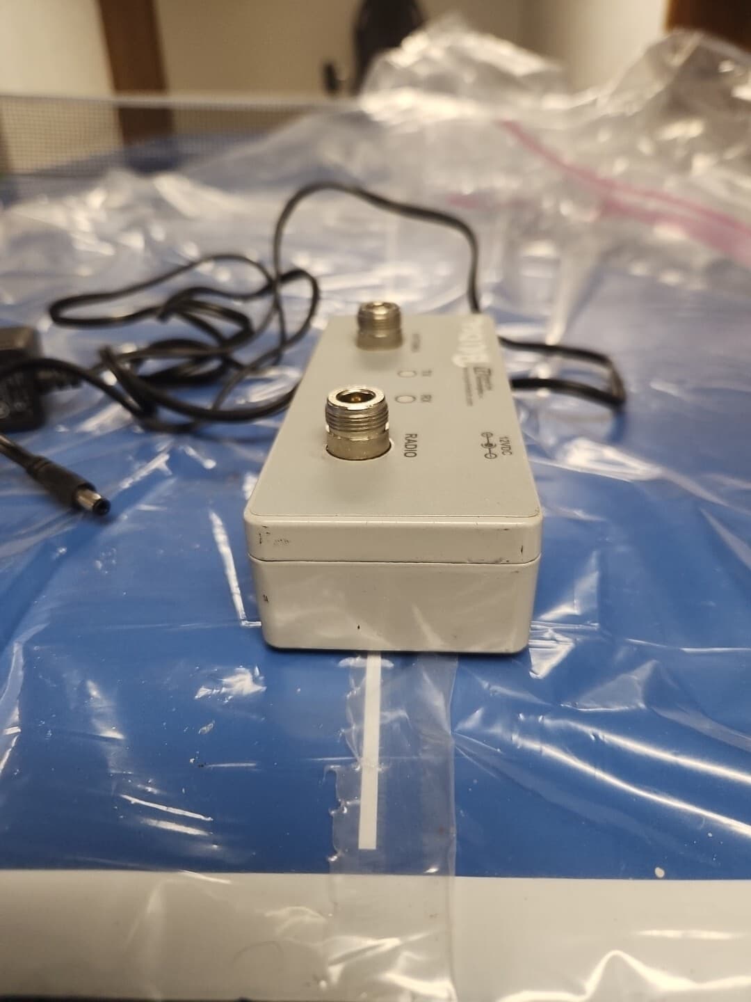 HyperLink HA2401DX-XL1000 1 Watt 802.11b Indoor WiFi Amplifier 5