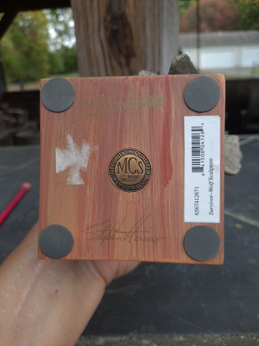 Fine Art Mint Condition Steven Herrero Survivor Wolf Sculpture Signed 5