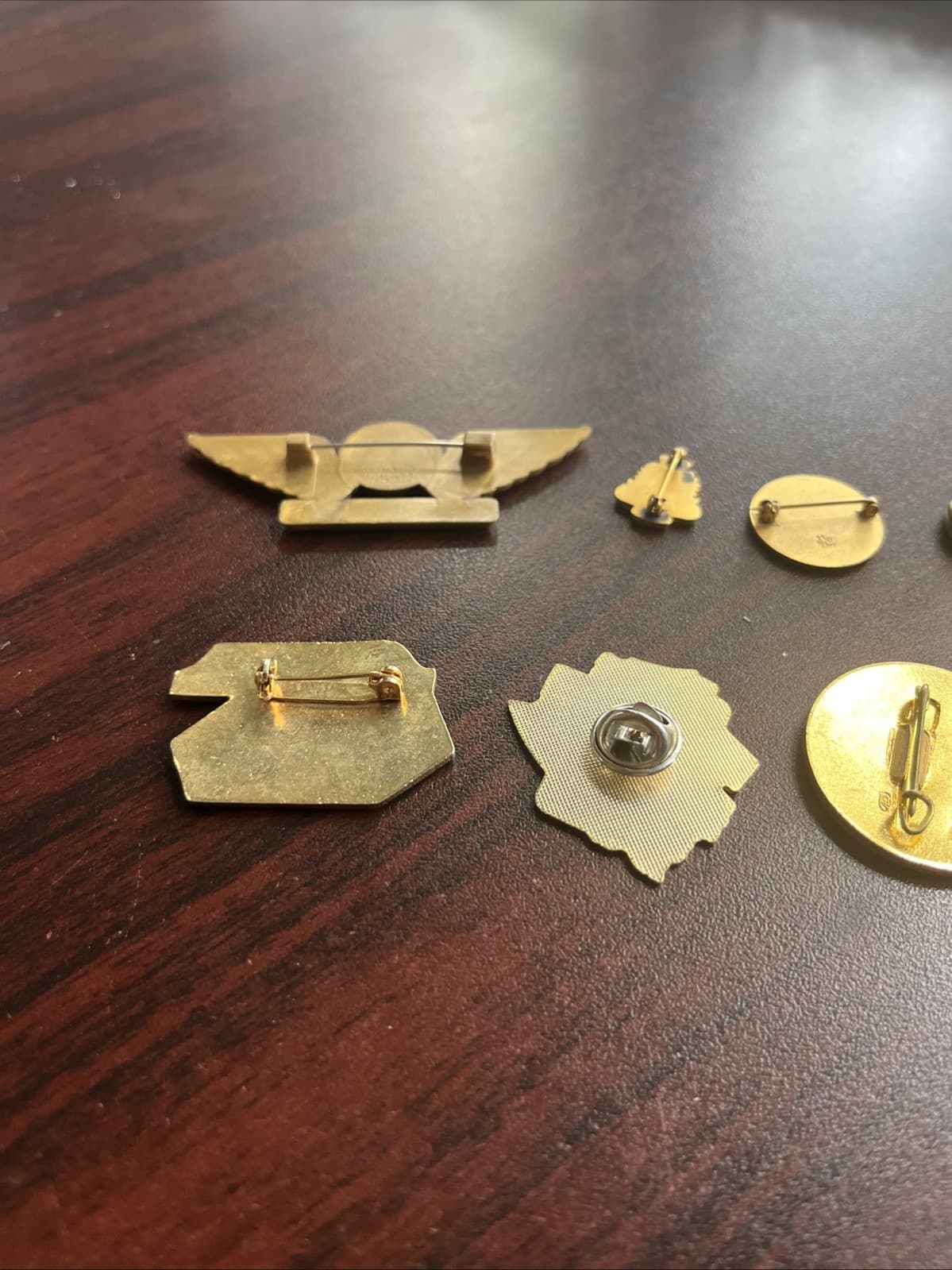 Lot Of 10 Random Mixed Lapel Hat Pins B1 4