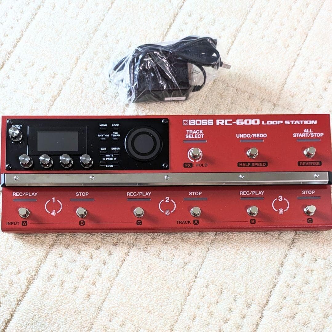 BOSS RC-600 Loop Station Looper Sequencer Near Mint With Adapter 2