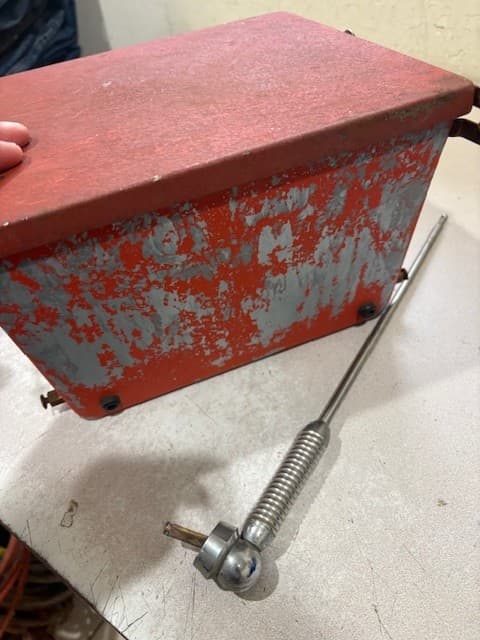 Vintage Automatic Radio For Tractor Fender AM W Antenna Untested. 6