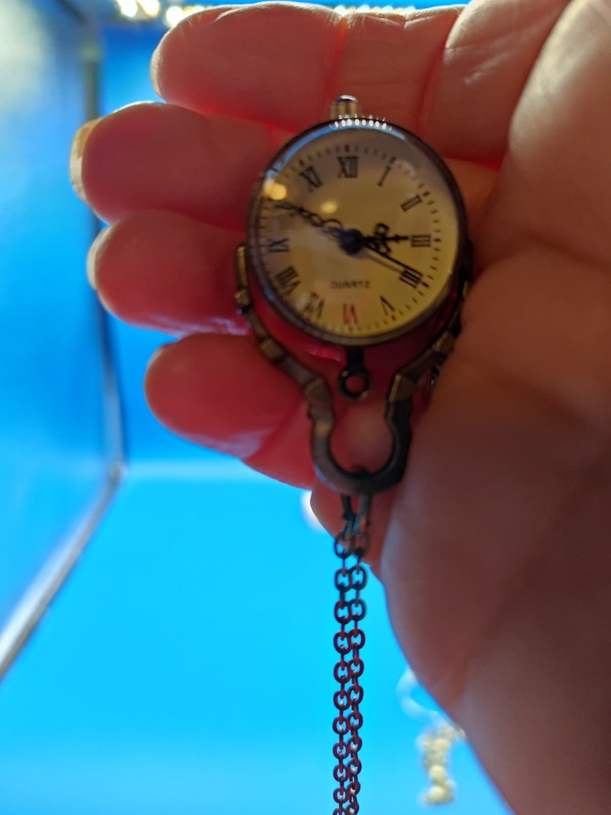 Victorian Trading Co Unique Pendant Watch Acrylic See-Thru  Bubble Round Chain  4