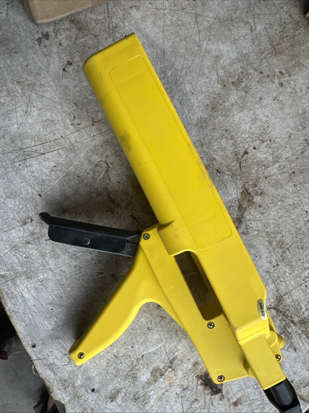 Simpson Strong-Tie EDT22A Manual Dispensing Epoxy Tool for 22oz Cartridge