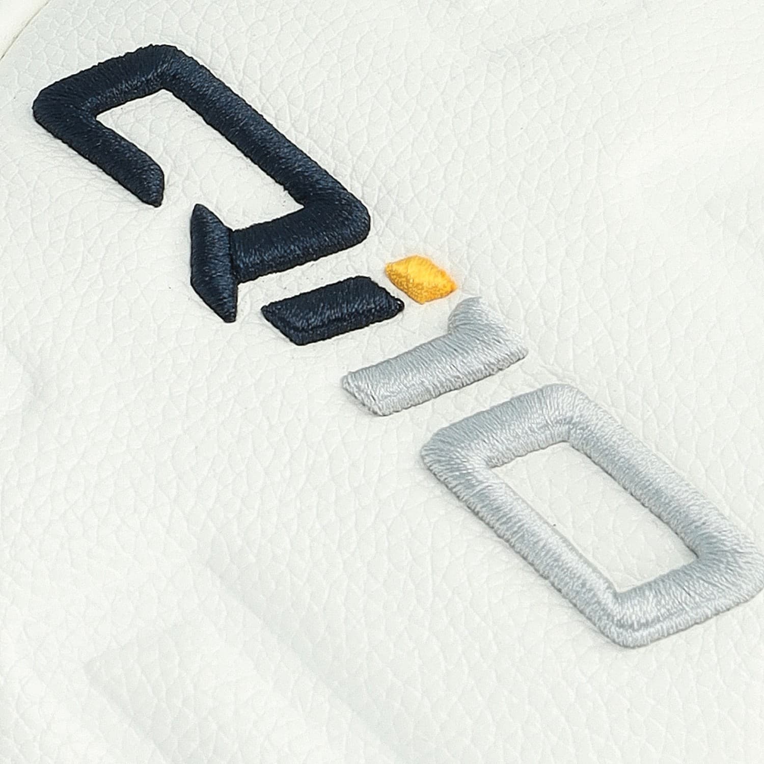 TaylorMade Golf Qi10 Blue/White/Silver Fairway Wood Headcover 3