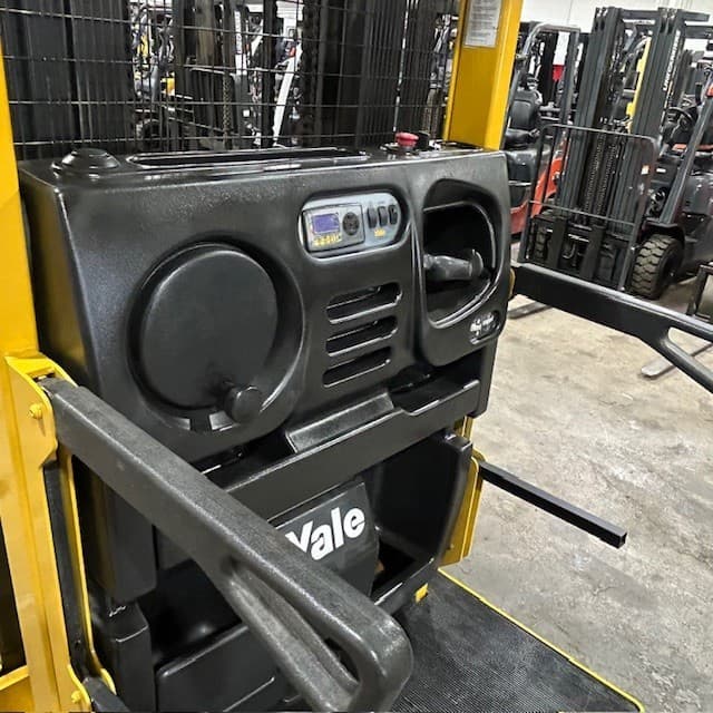 2019 Yale OS030EF Used Order Picker Forklift Three Stage Mast 3217 Hours 6