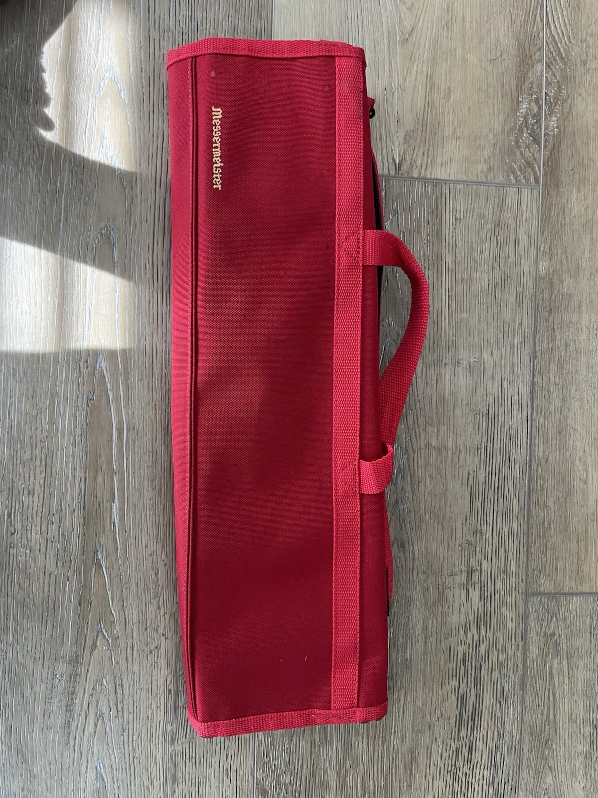 Messermeister 8 Pocket Knife Bag Red