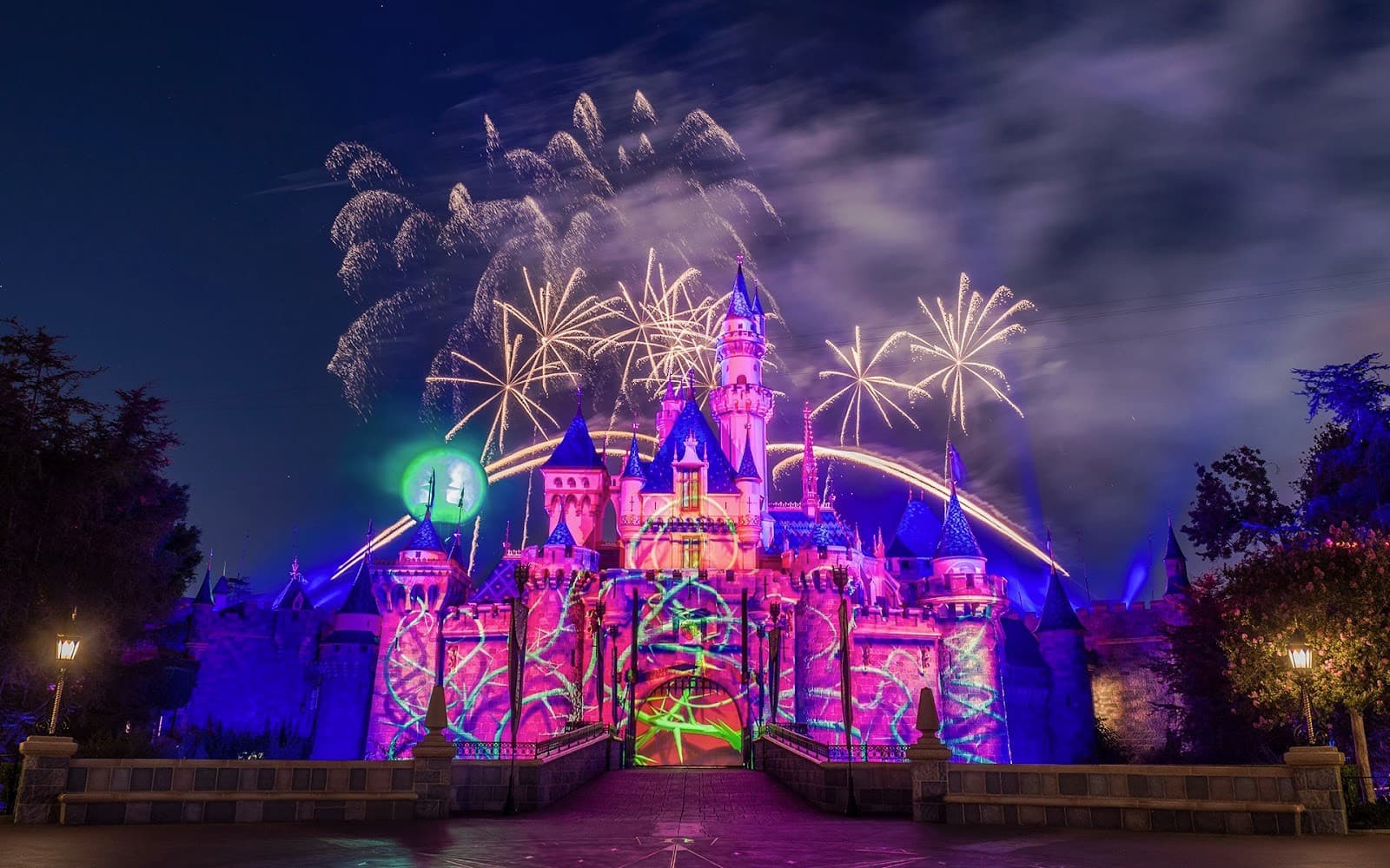 DISNEY PARKS GIRLS 3 MINNIE MOUSE WITCH  IRIDESCENT COSTUME WITH HEADPIECE NWT 6