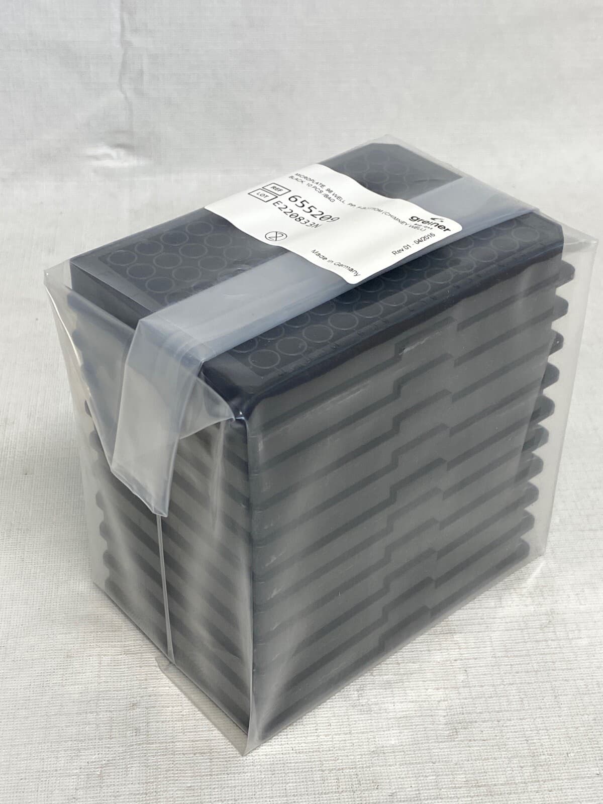 (100/Cs) GREINER Bio-One 96-Well Black PP Microplate Flat Bottom Chimney 655209 5