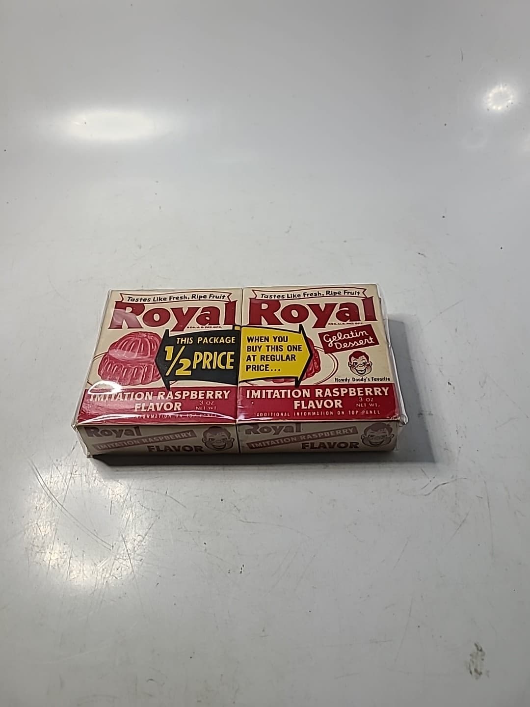 CIRCA 1950 2 FULL UNOPENED BOXS ROYAL GELATIN WITH HOWDY DOODY CARD 