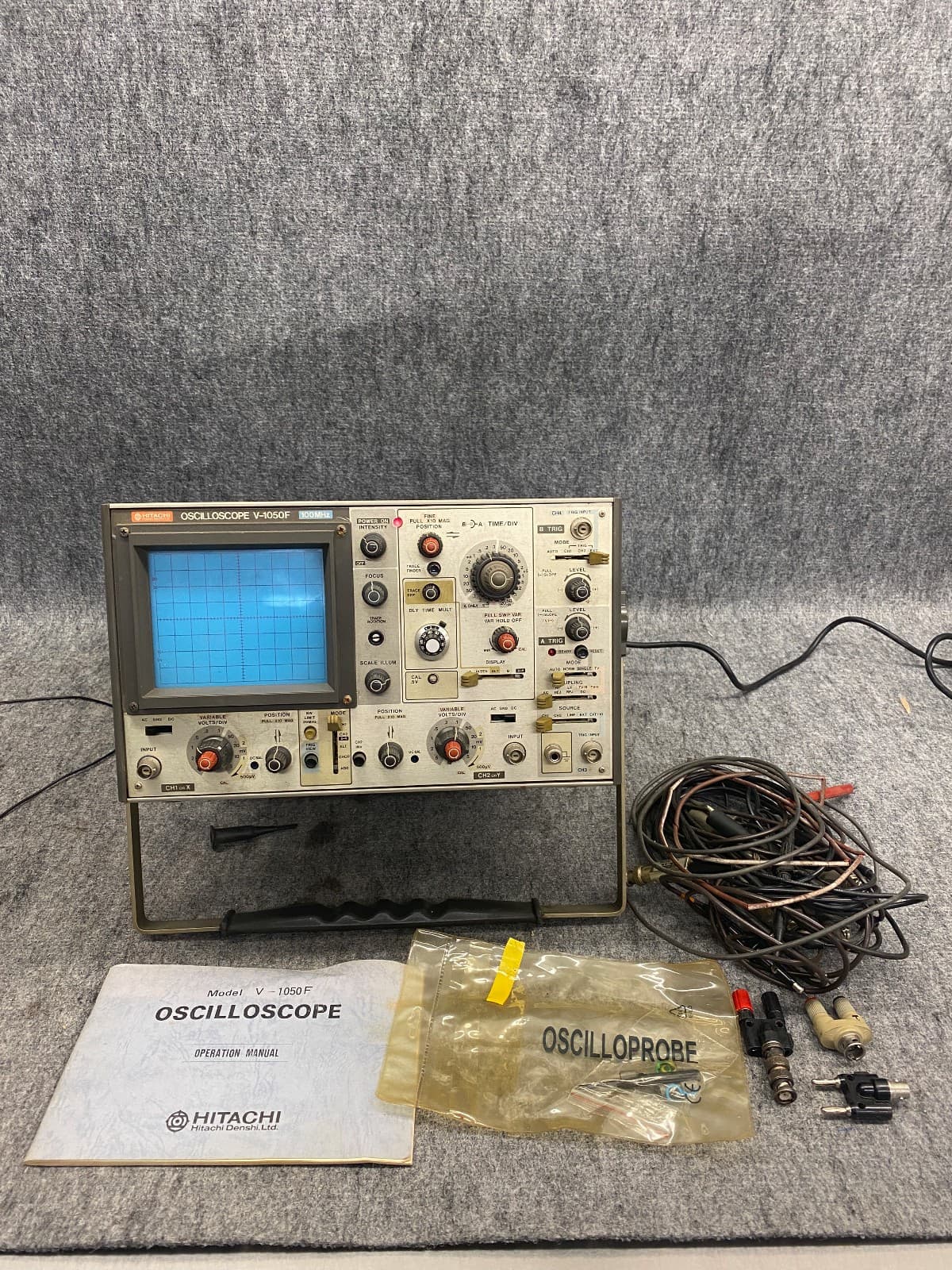 HITACHI Model V-1050F Oscilloscope 100 MHz~ Powers On 5