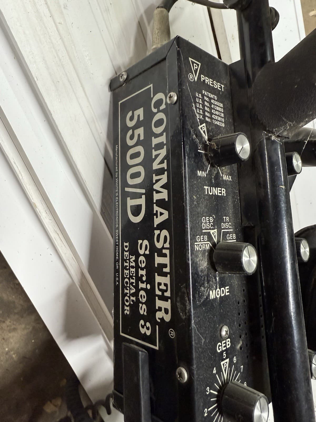 Coinmaster 5500/D Series 3 Metal Detector with battery box