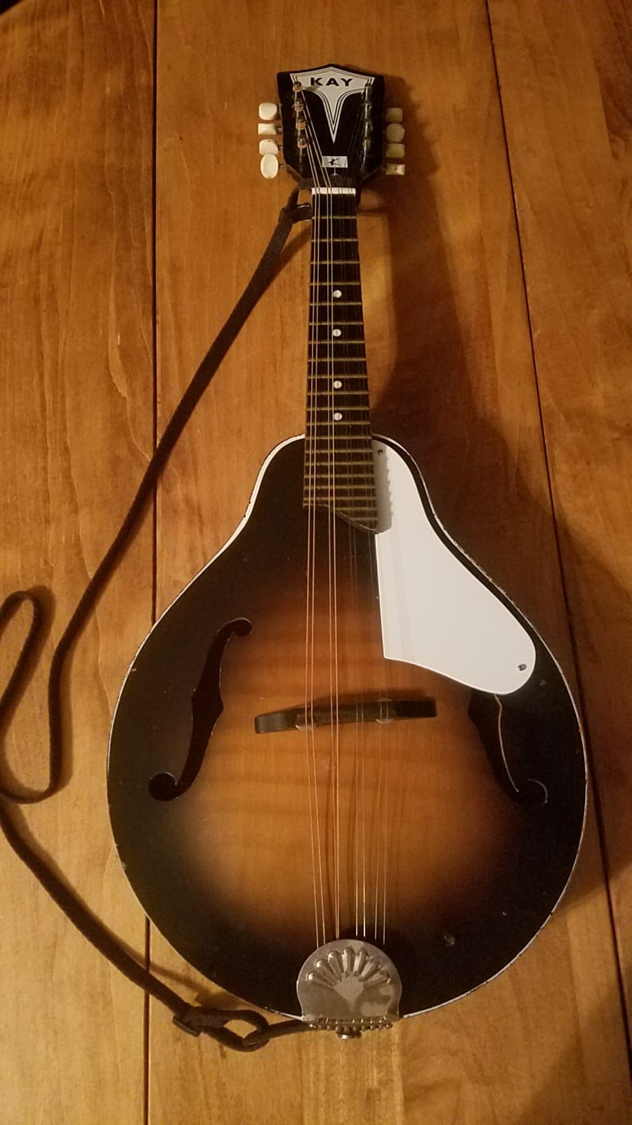 KAY N3 Mandolin (1950-1960`s) with strap- & tech set up