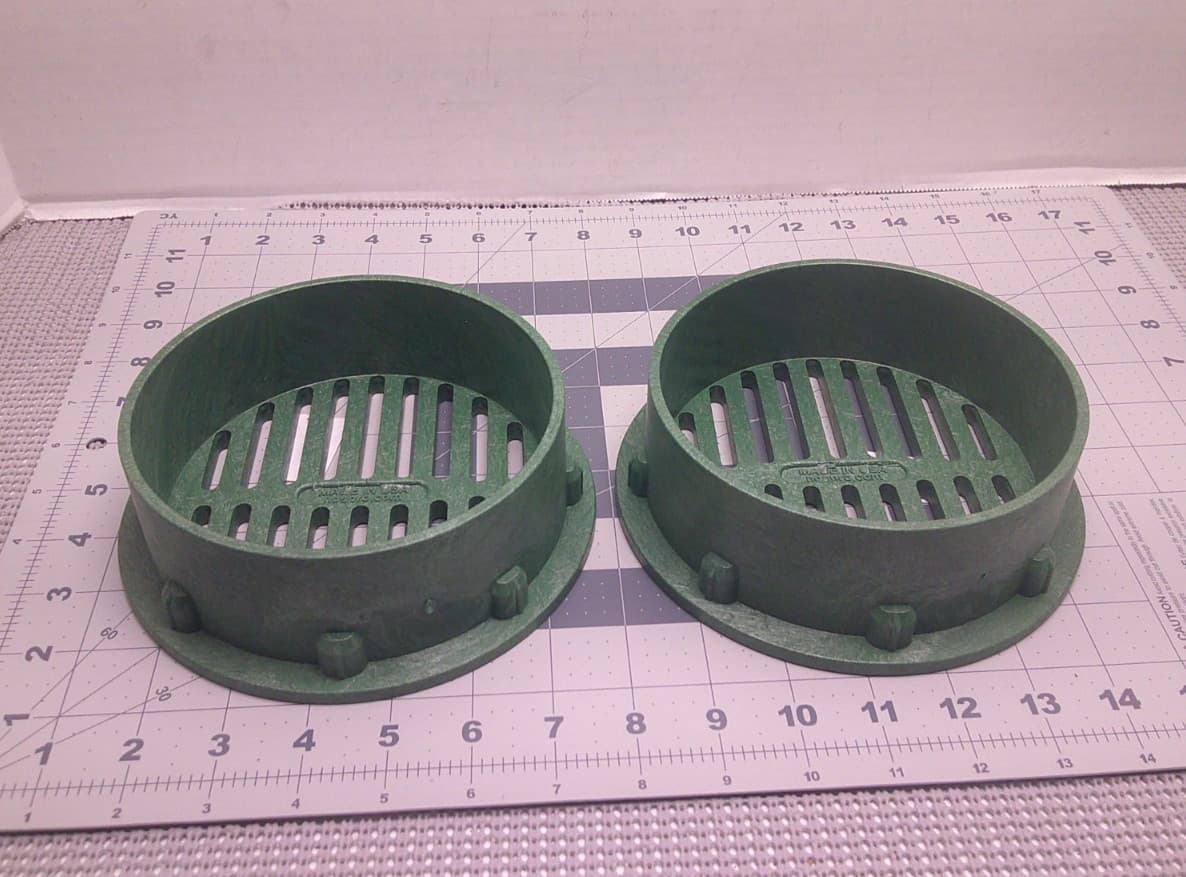NDS Green/Matte 6 in. Structural Foam Polyolefin Round Drainage Grate Lot of 2 4