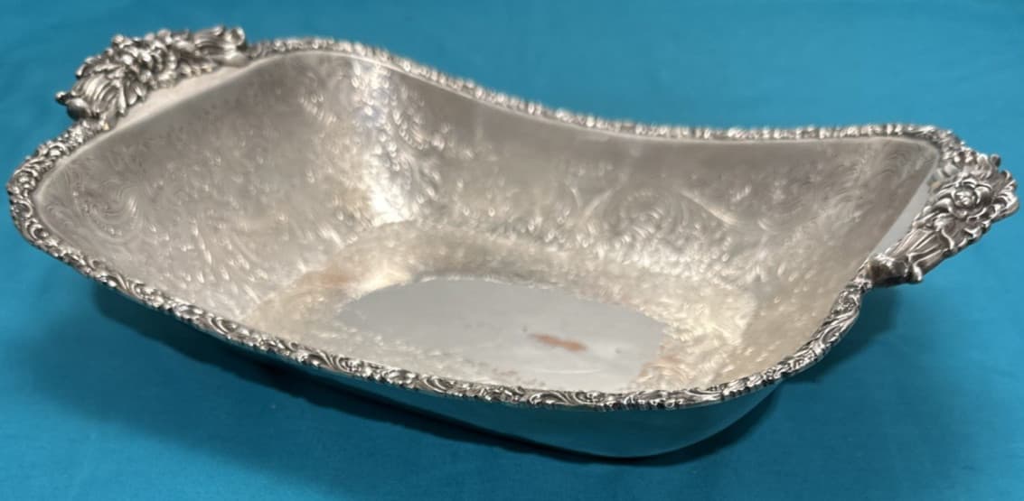 BARKER ELLIS 13.25" Rectangle Scrolled Serving Bowl w/ Handles England