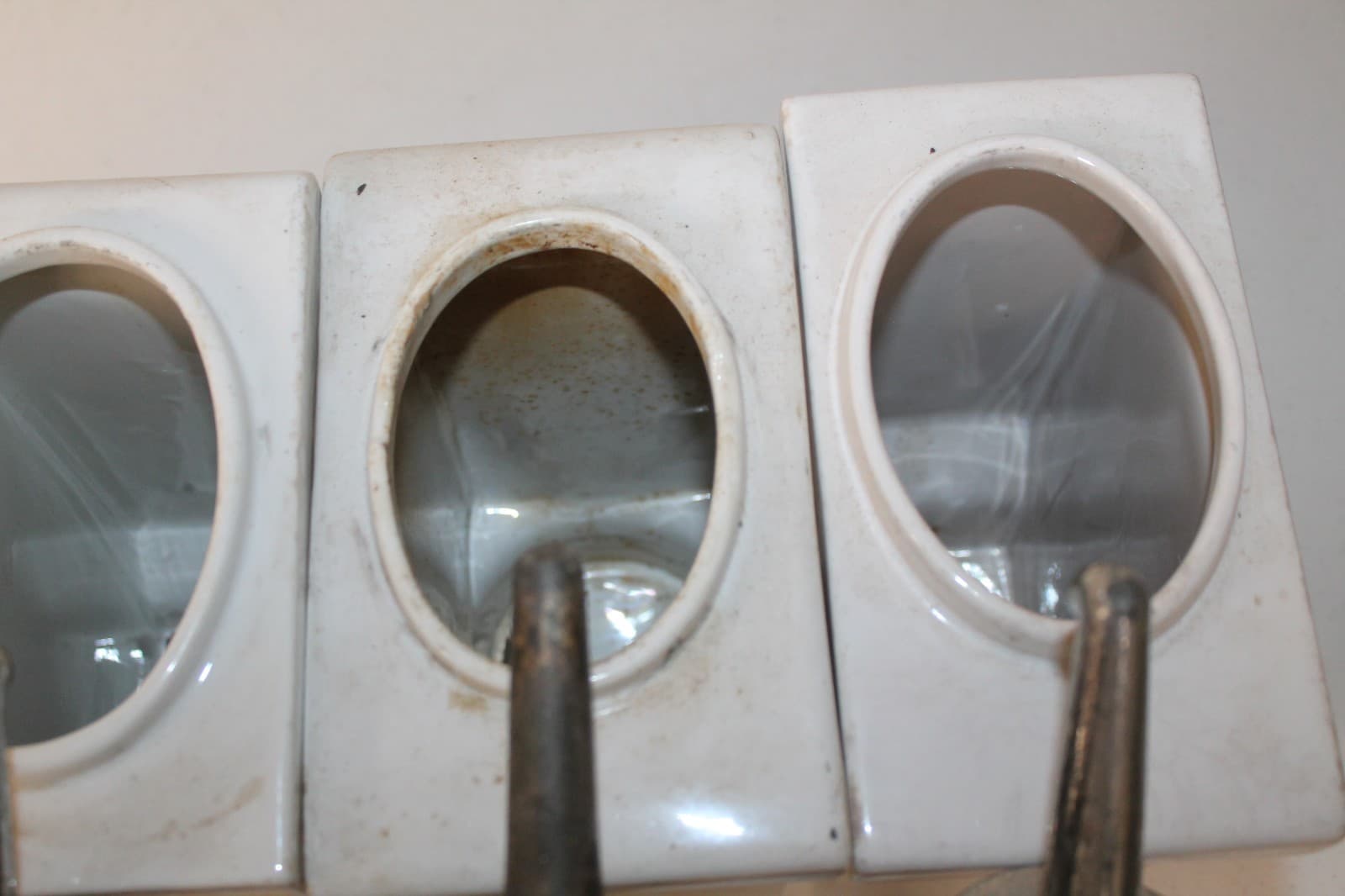 Lot Of 4 Vintage Porcelain Soda Fountain Pump Syrup Dispensers Dispenser White 3