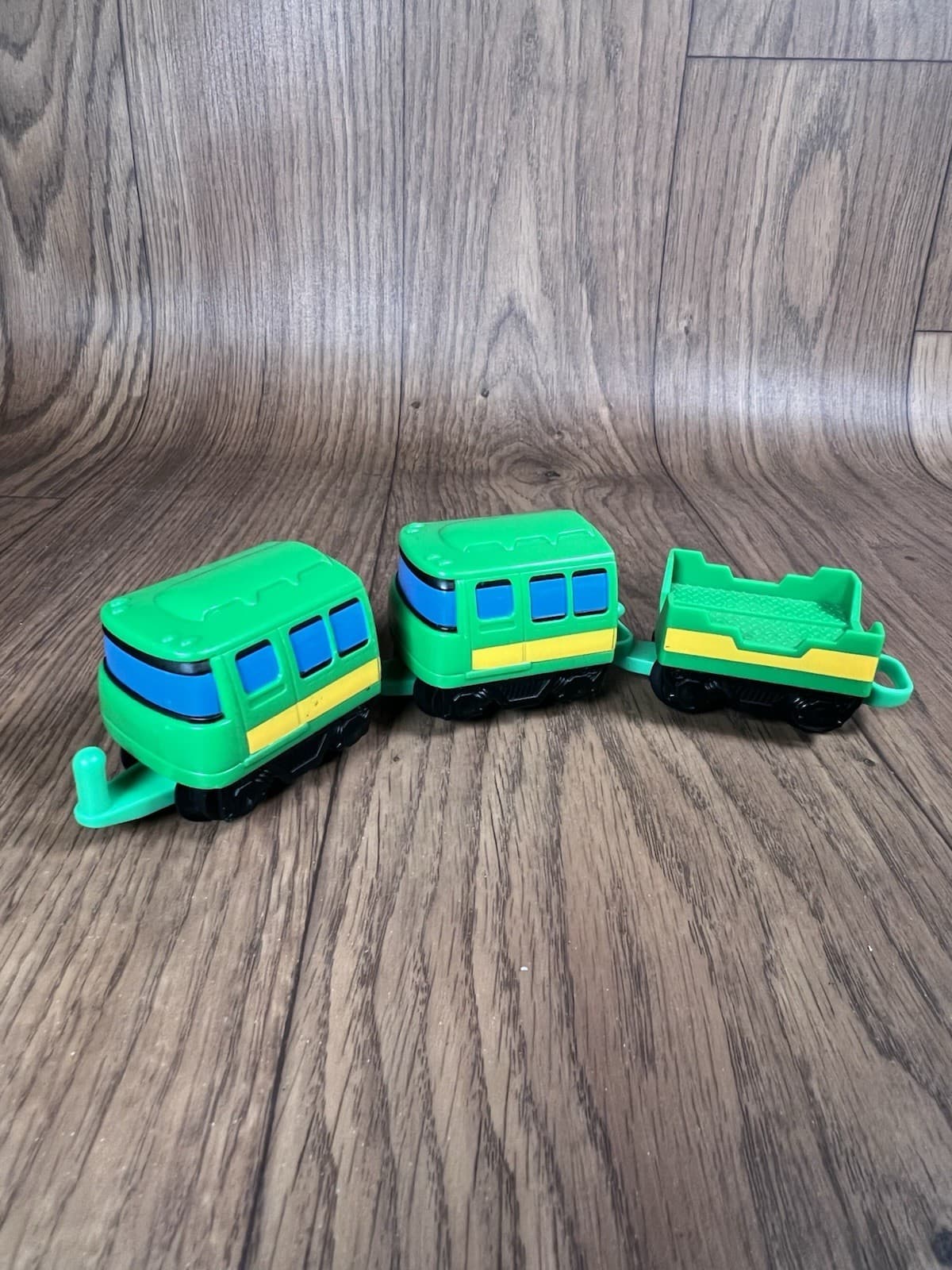 Geotrax Non Motorized Push Green Train Conductors Crossing Toy Fisher Price 2004