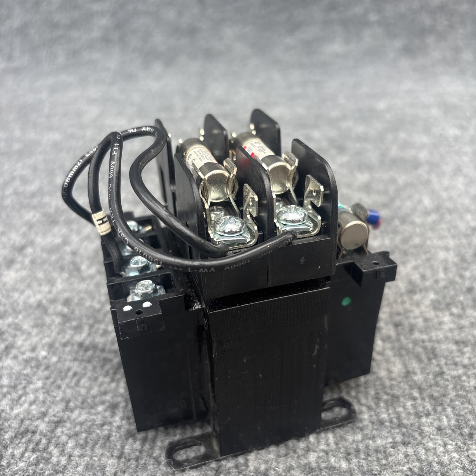 MICRON INDUSTRIES CORPORATION B050MBT713RK   Control Transformer  Used 4